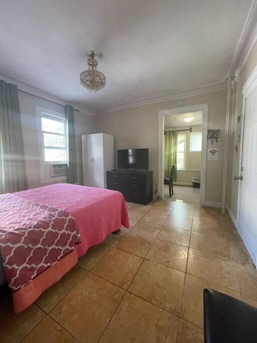 *Private* Studio 5 Minutes From Lga/ Us Open Нью-Йорк Экстерьер фото